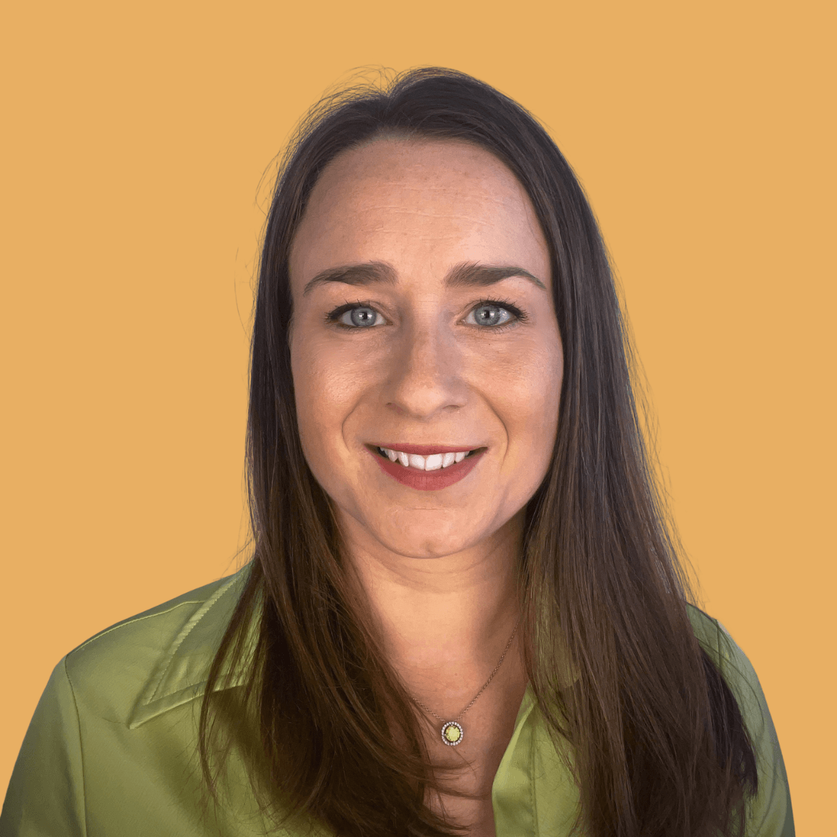 Head shot of Rachael Keeble